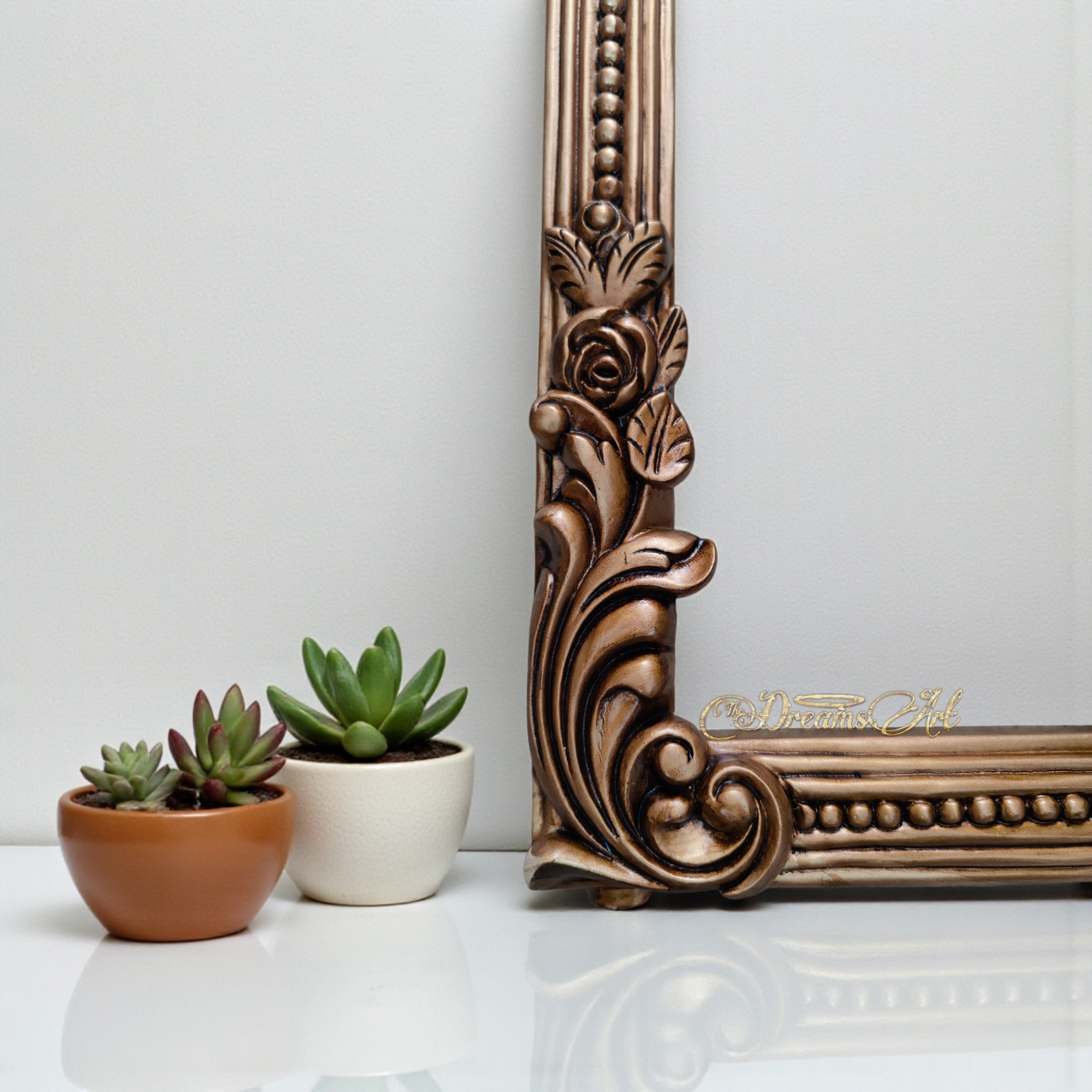 Regalia Aureum Hand-Carved Arch Mirror Regalia Aureum Hand-Carved Arch Mirror