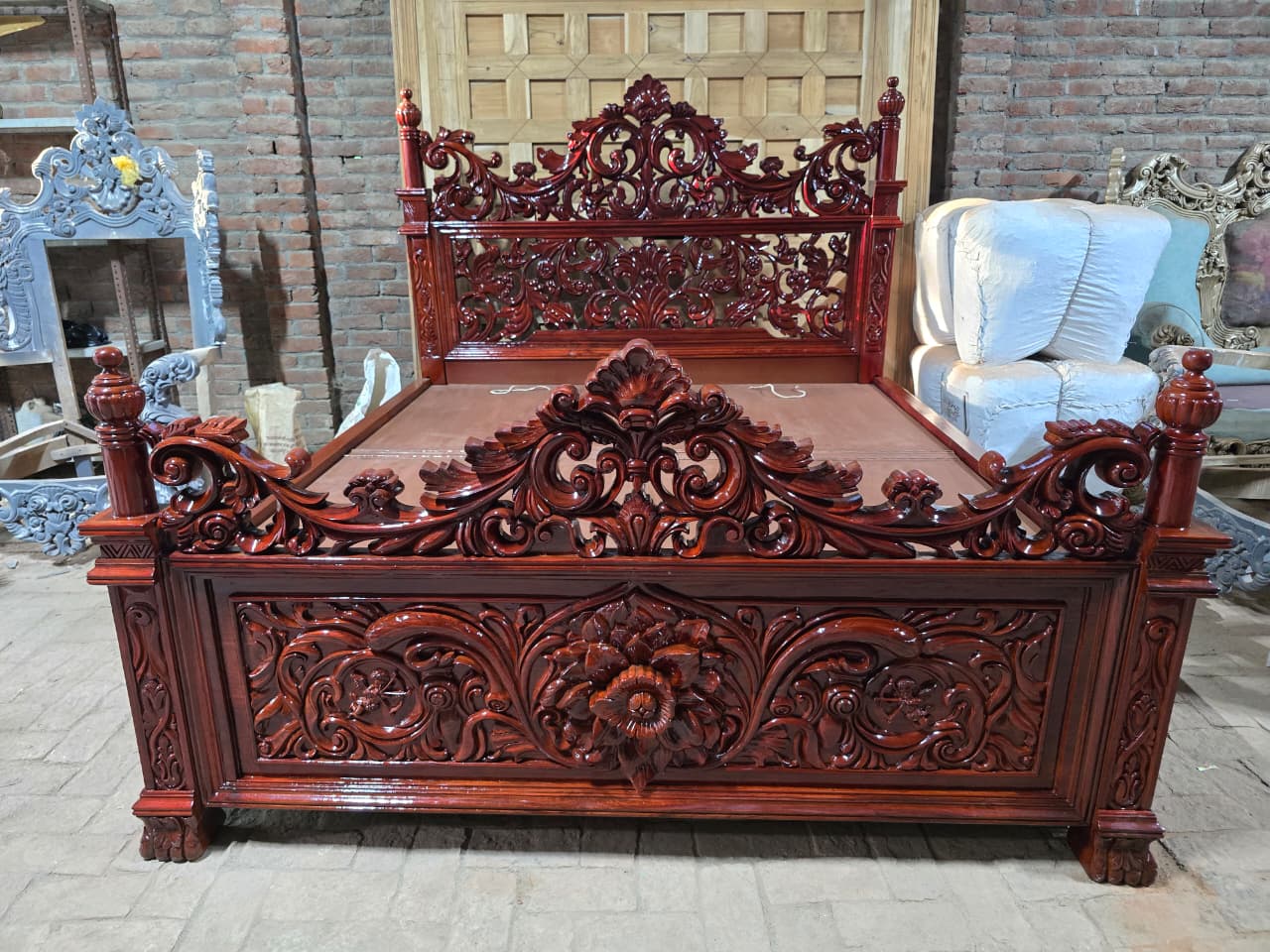 Luxury Hand-Carved Royal Wooden Bed